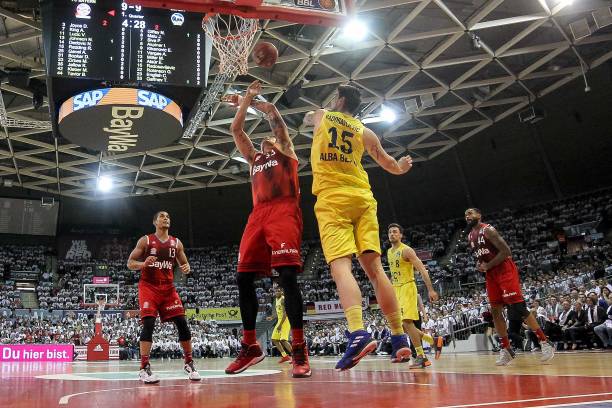 他们凭借团 他们凭借团