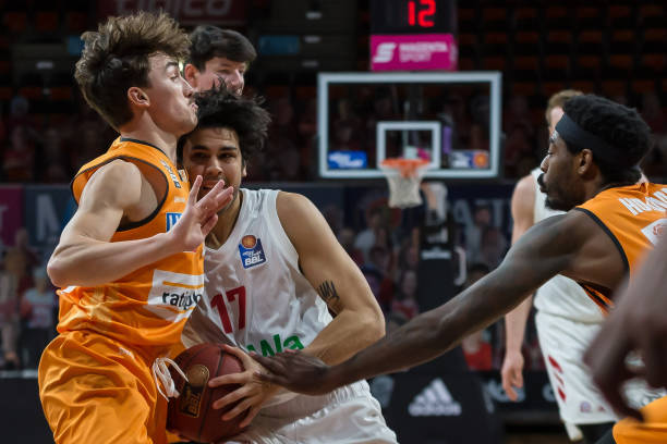 顺利晋级武 顺利晋级武