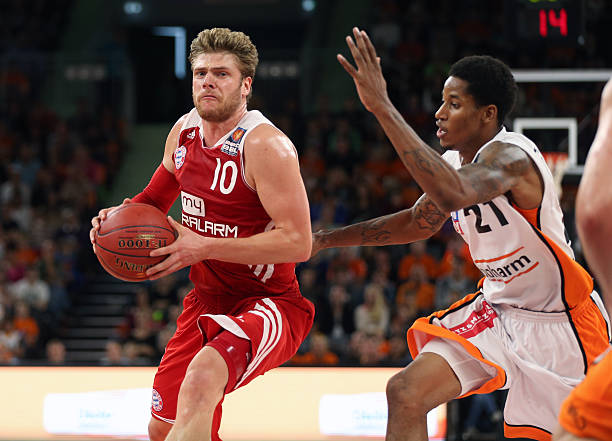 竭尽全力 竭尽全力